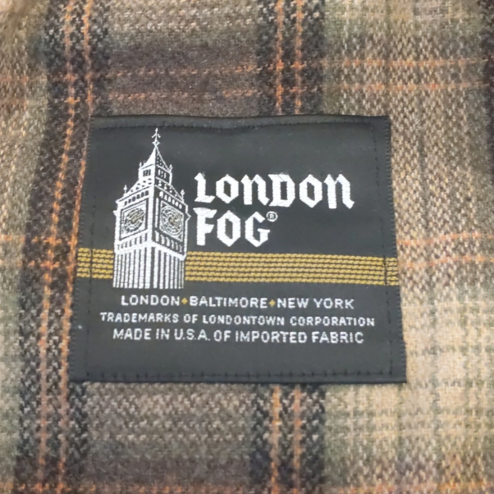 London Fog Full length trench. 6 Petite